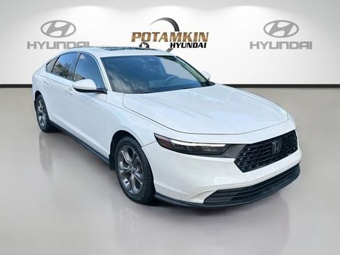 Used 2024 Honda Accord EX image 3