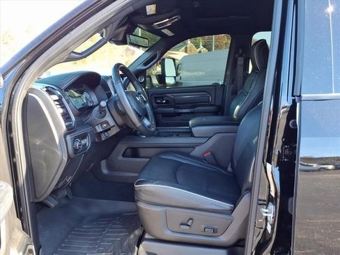 Used 2022 RAM 3500 Limited image 4