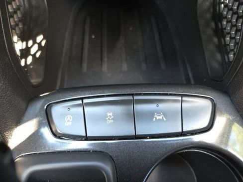 Used 2025 Chevrolet TrailBlazer LT FWD image 29
