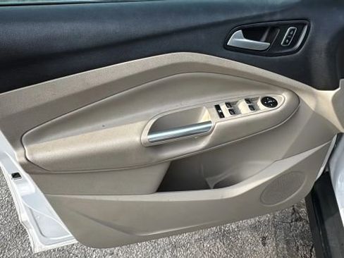 Used 2015 Ford C-MAX Energi SEL w/ Equipment Group 302A image 11