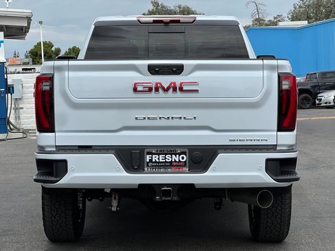New 2026 GMC Sierra 2500 Denali AWD/4WD image 5