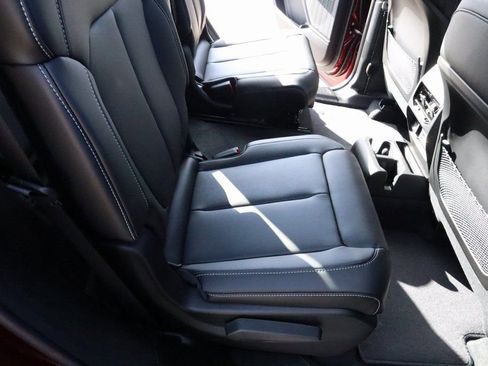 New 2025 Jeep Grand Cherokee L Limited AWD/4WD image 16