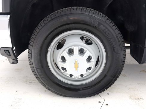 Used 2024 Chevrolet Silverado 3500 W/T w/ WT Convenience Package AWD/4WD image 30