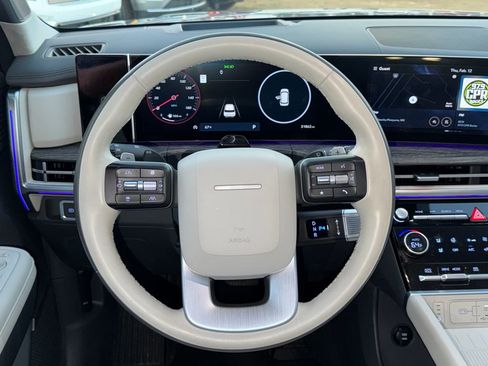 Used 2024 Hyundai Santa Fe Calligraphy image 15