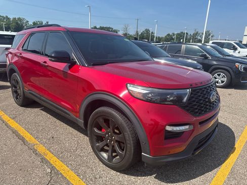 Used 2020 Ford Explorer ST w/ ST Street Pack AWD/4WD image 10