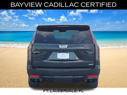 Certified 2023 Cadillac Escalade V w/ LPO, ONYX Package AWD/4WD image 5