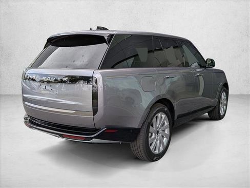 New 2026 Land Rover Range Rover SE image 2