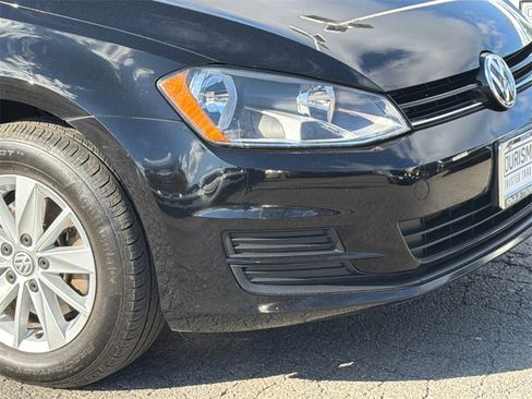 Used 2015 Volkswagen Golf S image 5