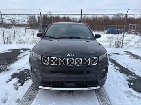 Used 2025 Jeep Compass Limited w/ Sun & Sound Group image 2