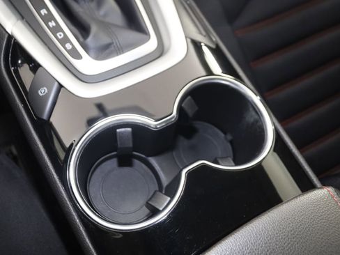 Used 2015 Ford Fusion SE w/ Equipment Group 201A image 25