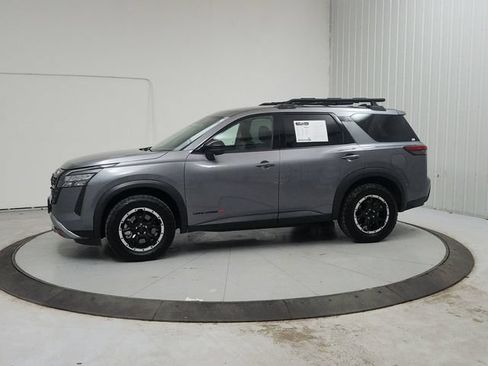 Used 2026 Nissan Pathfinder Rock Creek AWD/4WD image 5