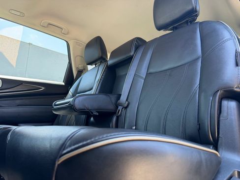 Used 2019 INFINITI QX60 Luxe w/ Essential Package AWD/4WD image 10