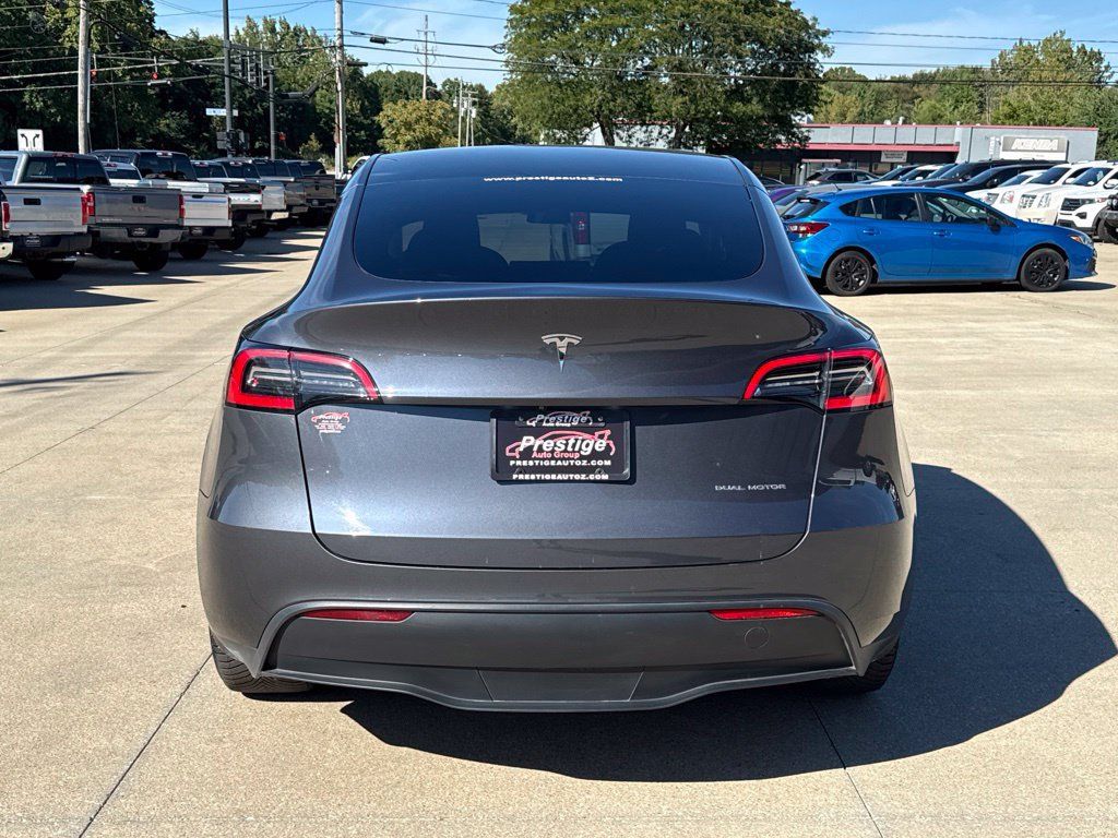 Used 2023 Tesla Model Y Long Range AWD/4WD image 12