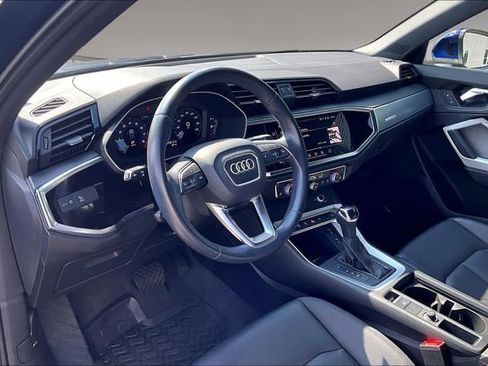 Certified 2023 Audi Q3 2.0T Premium w/ 19" Wheel Package AWD/4WD image 17