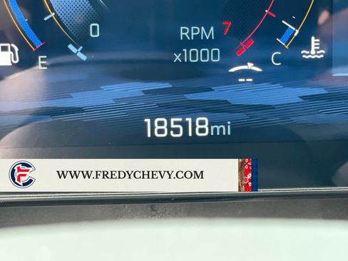 Used 2025 Chevrolet Equinox ACTIV w/ Safety and Technology Package FWD image 19