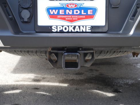 Certified 2021 Ford F150 Lariat w/ Equipment Group 502A High image 25