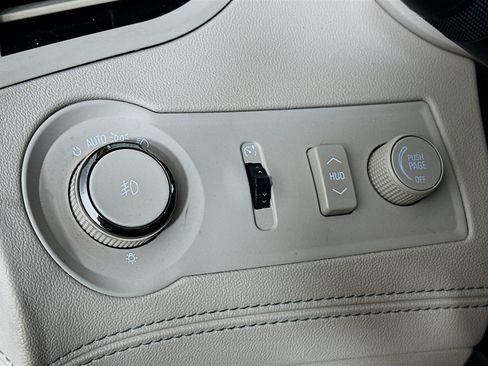 Used 2015 Buick LaCrosse Leather w/ Experience Buick Package FWD image 17