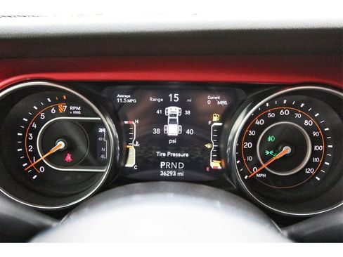 Used 2023 Jeep Gladiator Rubicon w/ LED Lighting Group image 12