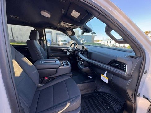 New 2025 Chevrolet Tahoe 4WD image 25