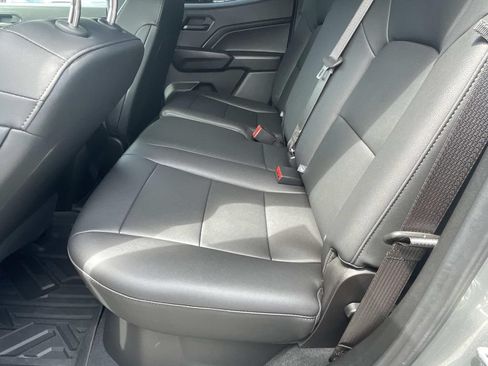 Used 2025 Chevrolet Colorado Trail Boss AWD/4WD image 12