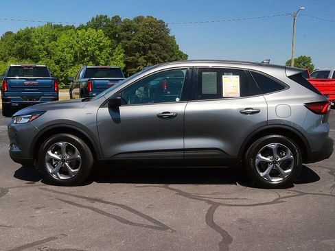 Used 2025 Ford Escape ST-Line AWD/4WD image 4