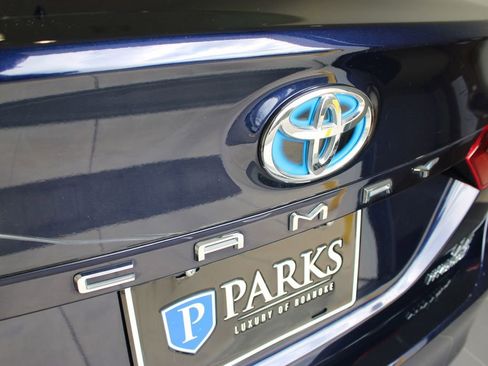 Used 2022 Toyota Camry LE FWD image 35