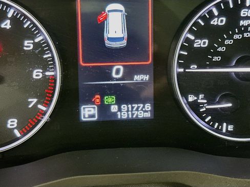 Used 2025 Subaru Ascent Bronze Edition w/ Popular Package #2 AWD/4WD image 12