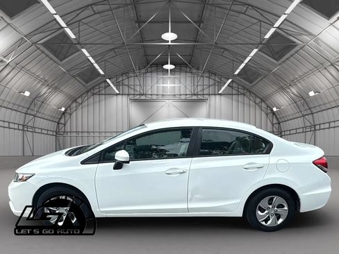 Used 2014 Honda Civic LX image 4