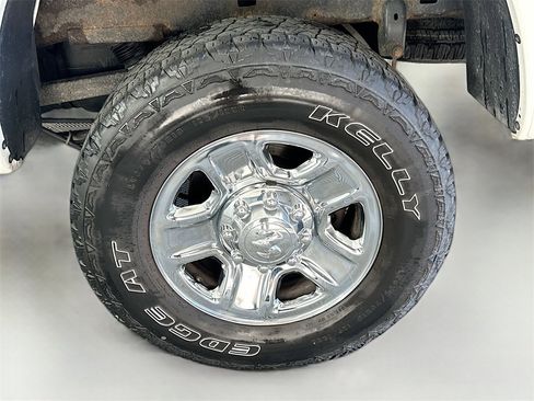 Used 2018 RAM 2500 Tradesman w/ Chrome Appearance Group image 26