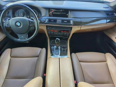 Used 2015 BMW 750i xDrive AWD/4WD image 17