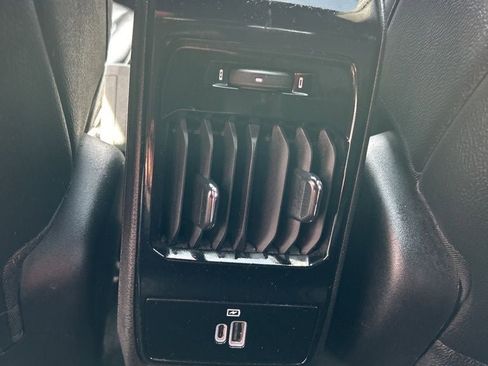 Used 2025 Jeep Compass Latitude w/ Sun & Sound Group image 22