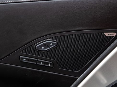 Used 2015 Chevrolet Corvette Z06 w/ 3LZ Preferred Equipment Group image 14