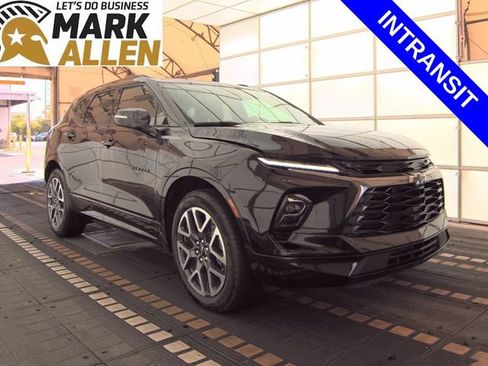 Used 2025 Chevrolet Blazer RS FWD image 1