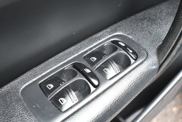 Used 2010 Porsche Cayenne AWD/4WD image 21