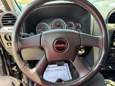 Used 2009 GMC Envoy SLE AWD/4WD image 17
