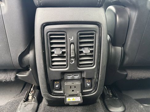 Used 2021 Dodge Durango GT image 31