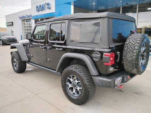 Used 2018 Jeep Wrangler Unlimited Rubicon image 2