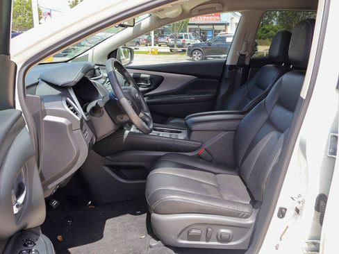 Used 2024 Nissan Murano SV FWD image 7