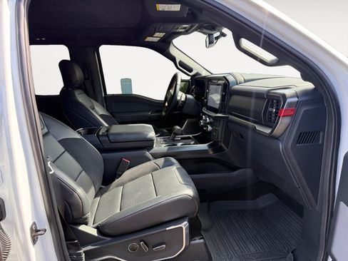 Used 2025 Ford F150 Raptor AWD/4WD image 19