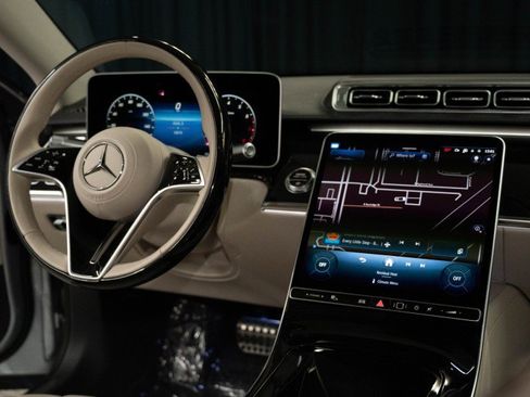 Certified 2023 Mercedes-Benz S 580 4MATIC Sedan image 19