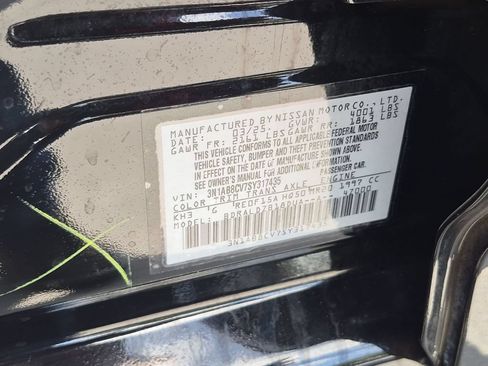 Used 2025 Nissan Sentra SV FWD image 36