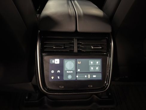 Used 2025 Rivian R1S Adventure image 22