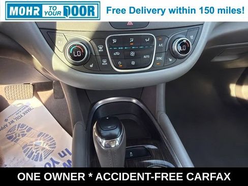 Used 2019 Chevrolet Malibu Premier FWD image 24