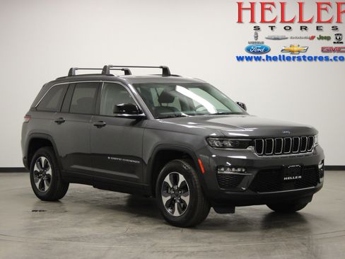 Used 2022 Jeep Grand Cherokee Limited 4xe image 1