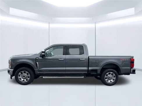 Used 2023 Ford F250 Lariat w/ Chrome Package AWD/4WD image 11