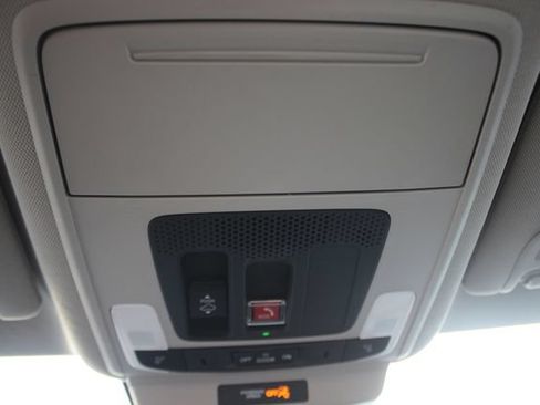 Used 2025 Honda Accord SE image 10