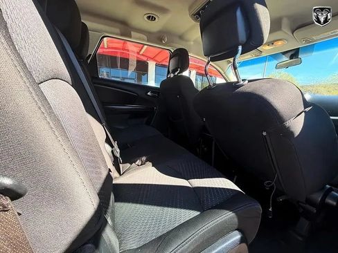 Used 2015 Dodge Journey American Value Package w/ Flexible Seating Group FWD image 12