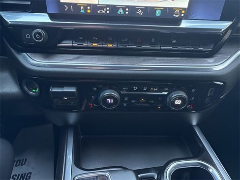 Used 2023 Chevrolet Silverado 1500 LTZ image 16