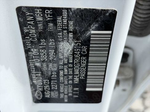 Used 2024 Hyundai Elantra SEL FWD image 26