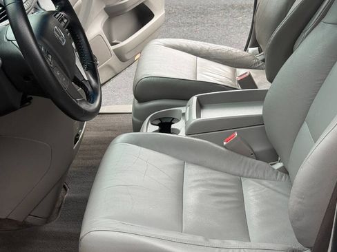 Used 2012 Honda Odyssey Touring image 23